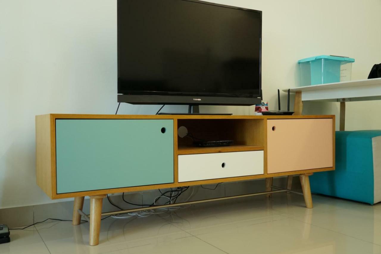 2 Carpark Gep 5 Star Hotel Bed & Sofa Studio Seri Kembangan Exterior photo